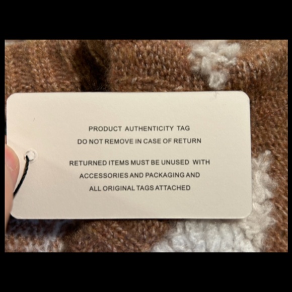 Line & Dot x Revolve Houndstooth Plush Sweater Cream/Toffee Brown Size S - NWT - Picture 14 of 16